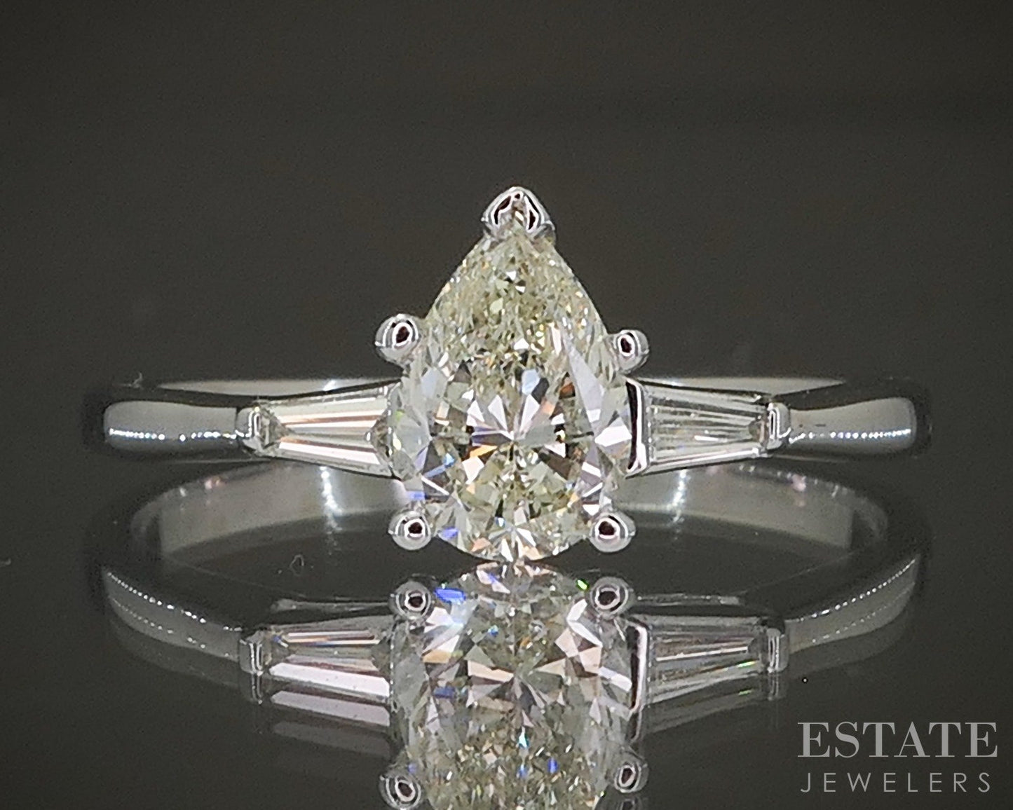 18k White Gold Pear Natural .82ctw Diamond Engagement Ring 2.3g p27928