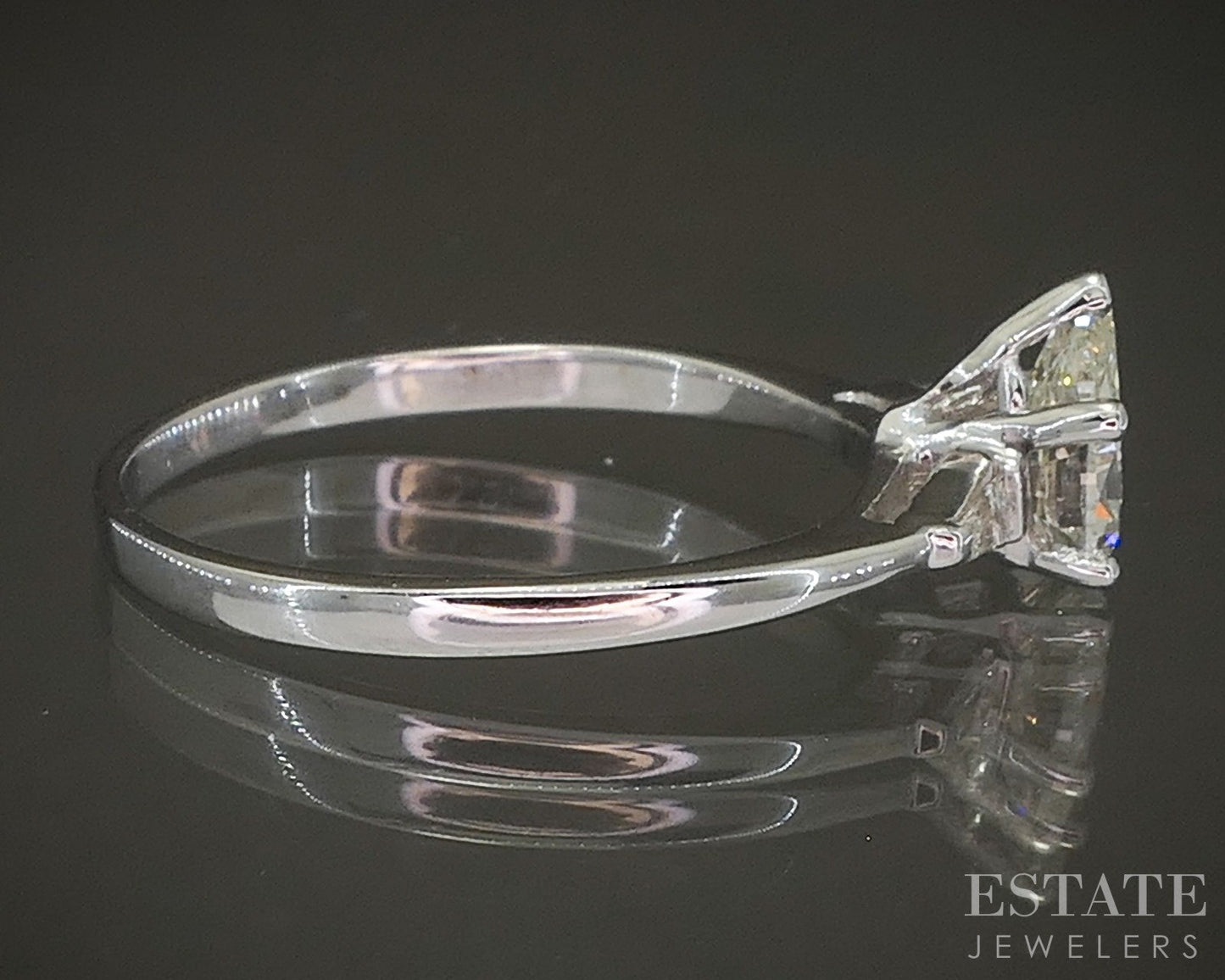 18k White Gold Pear Natural .82ctw Diamond Engagement Ring 2.3g p27928