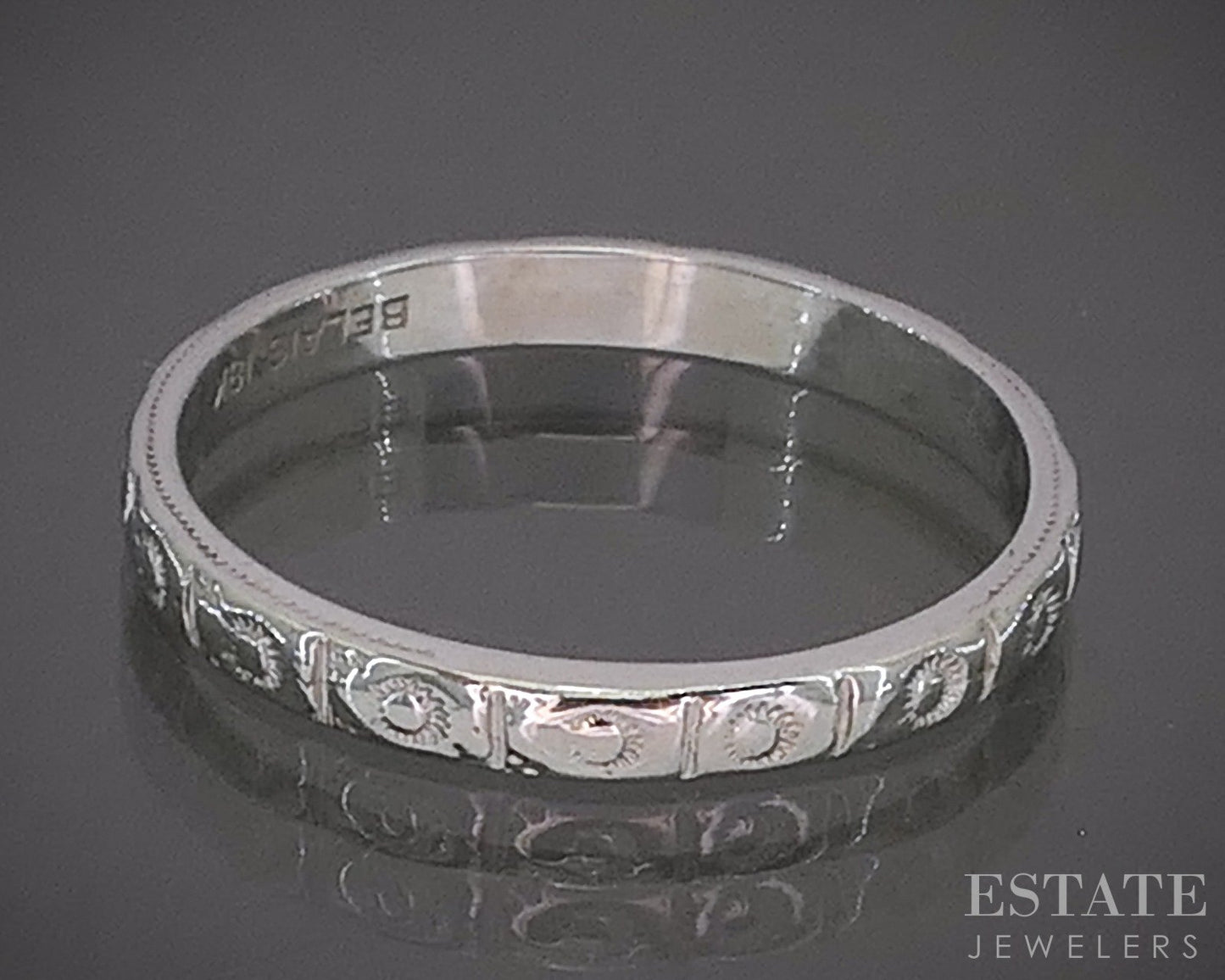 Antique 18k White Gold 2.4mm Engraved Ladies Wedding Band 2g p27832