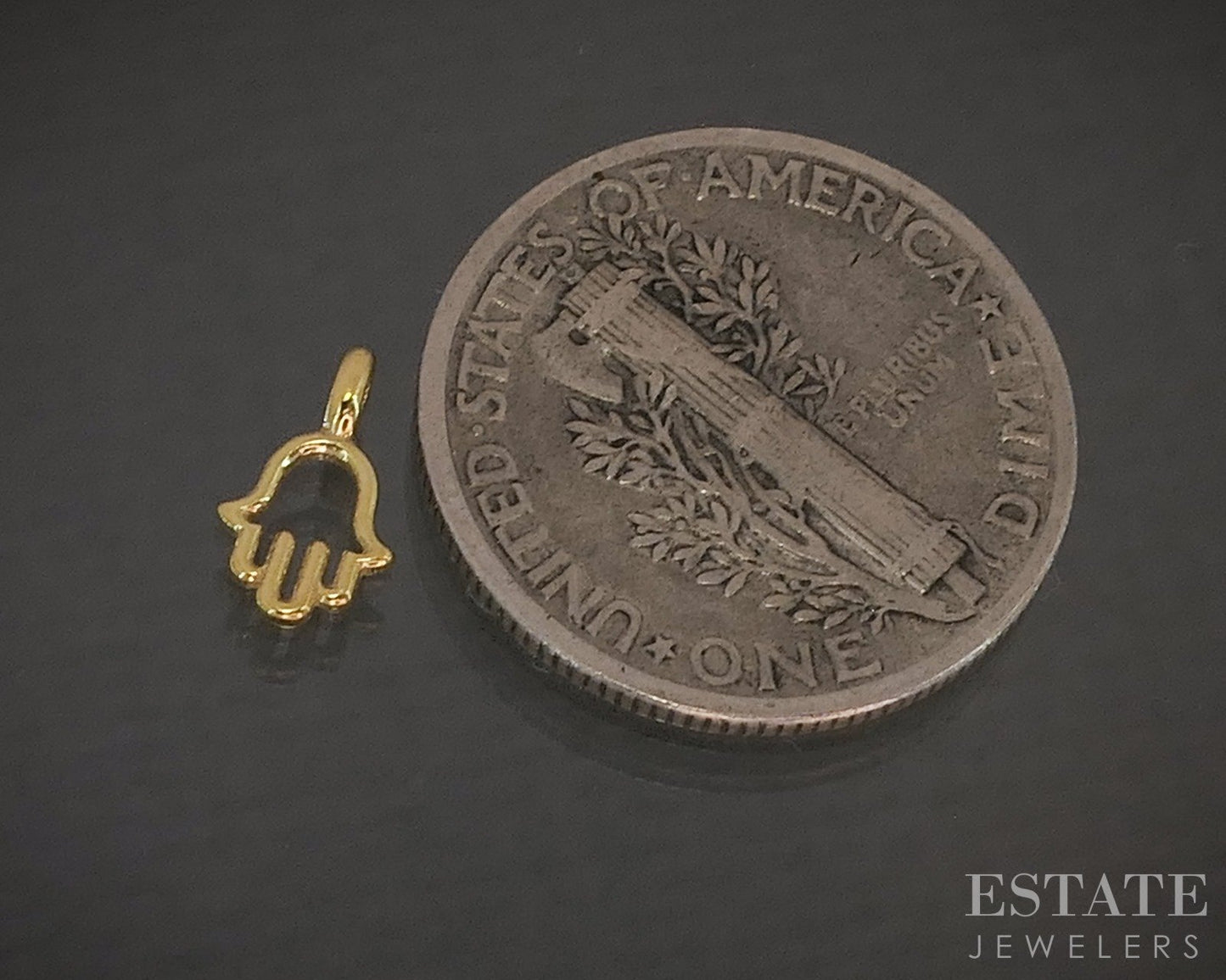 14k Yellow Gold Hamsa Hand Charm p29511