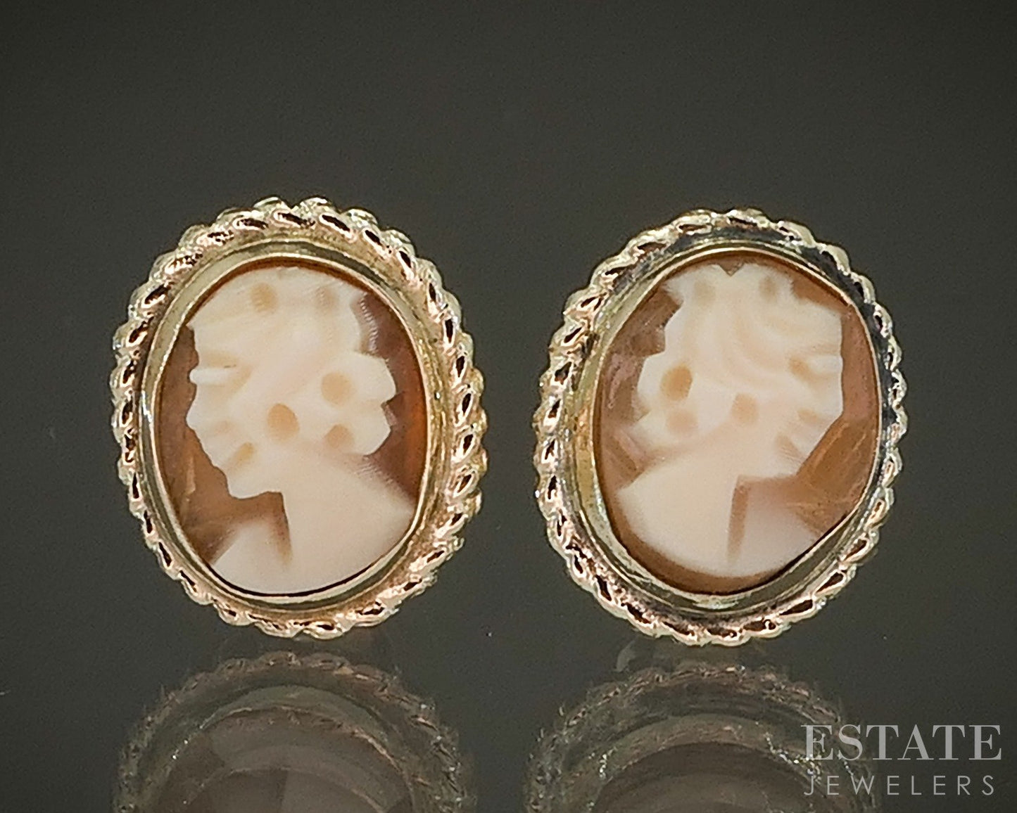 Vintage 14k Yellow Gold Natural Cameo Stud Ladies Earrings 1.2g p27994