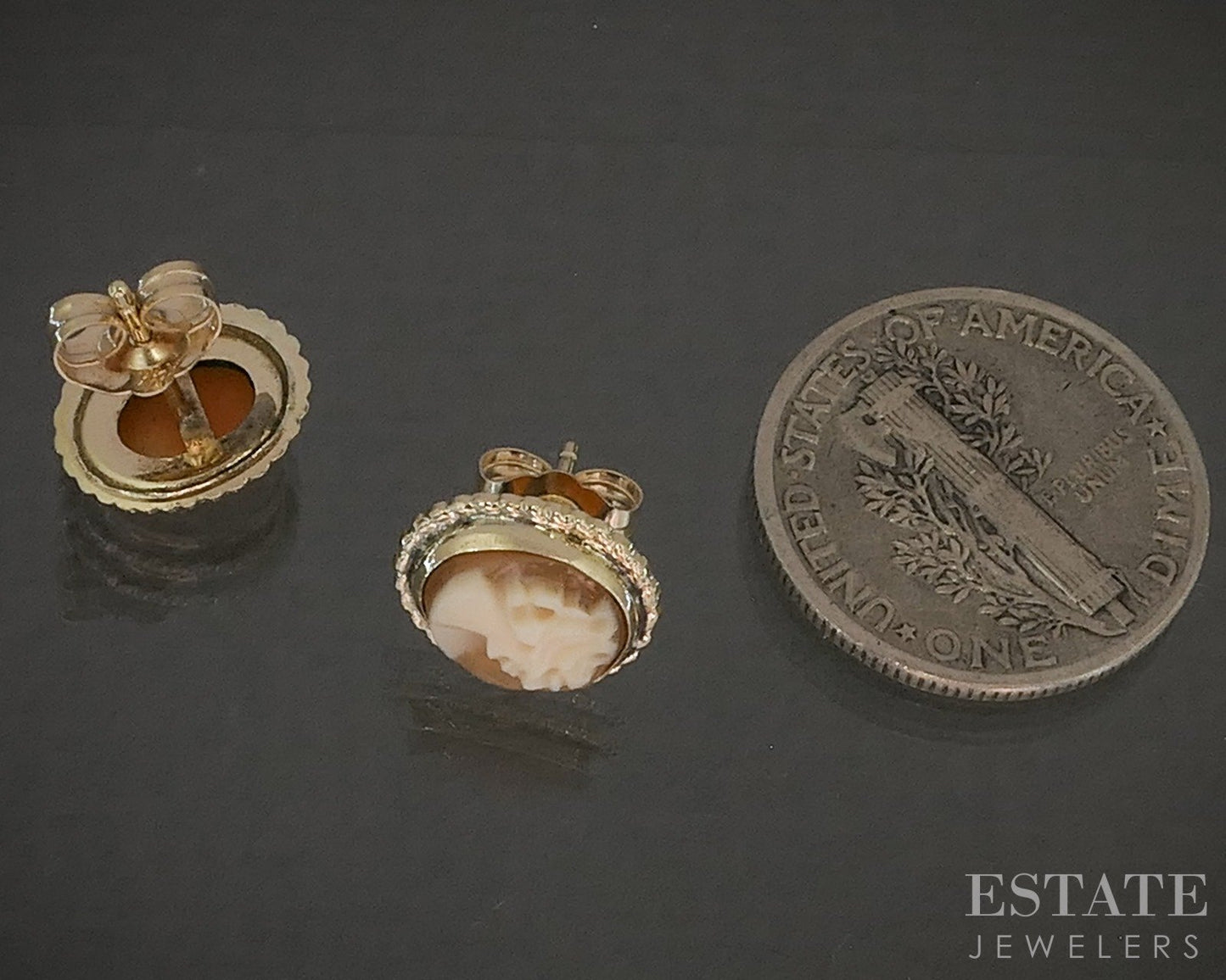 Vintage 14k Yellow Gold Natural Cameo Stud Ladies Earrings 1.2g p27994