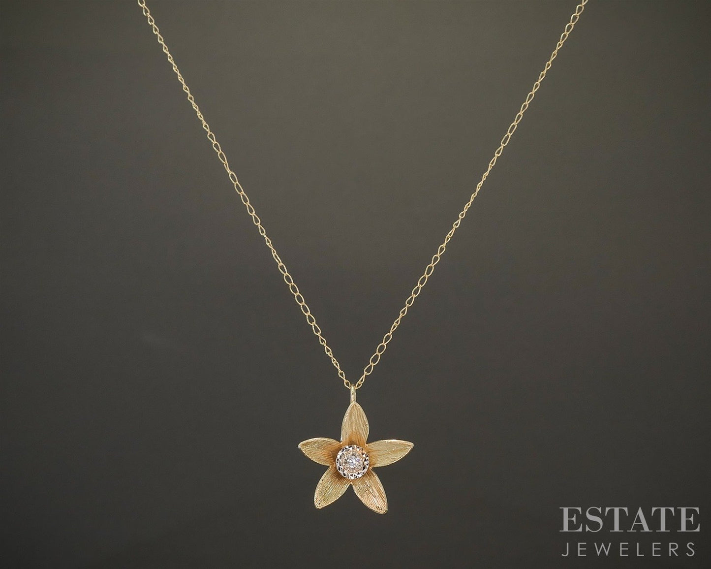 Vintage 14k Yellow Gold Natural Diamond Flower Necklace 1.6g 18"L p25538