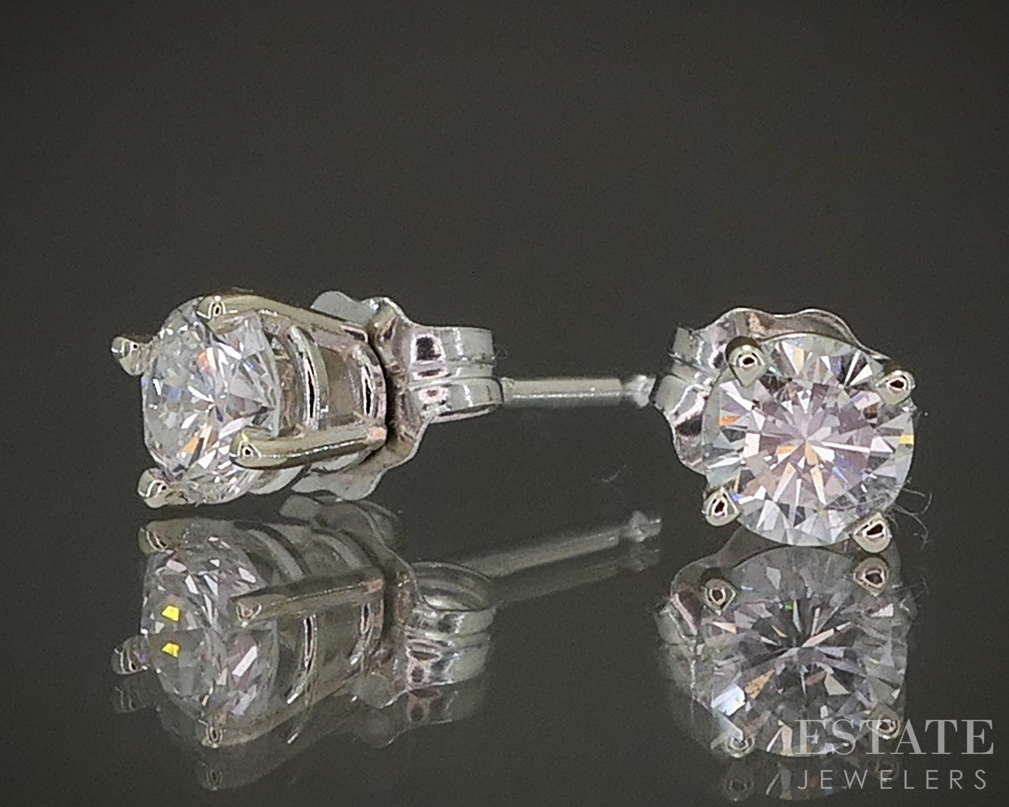 14k White Gold Round Natural .51ctw Diamond Stud Earrings p28154
