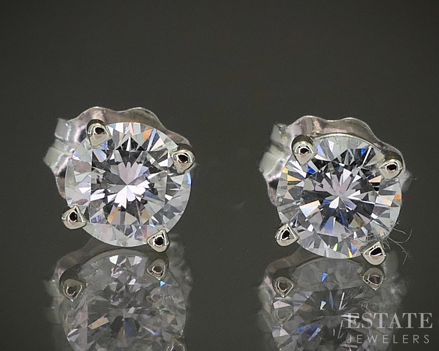 14k White Gold Round Natural .51ctw Diamond Stud Earrings p28154