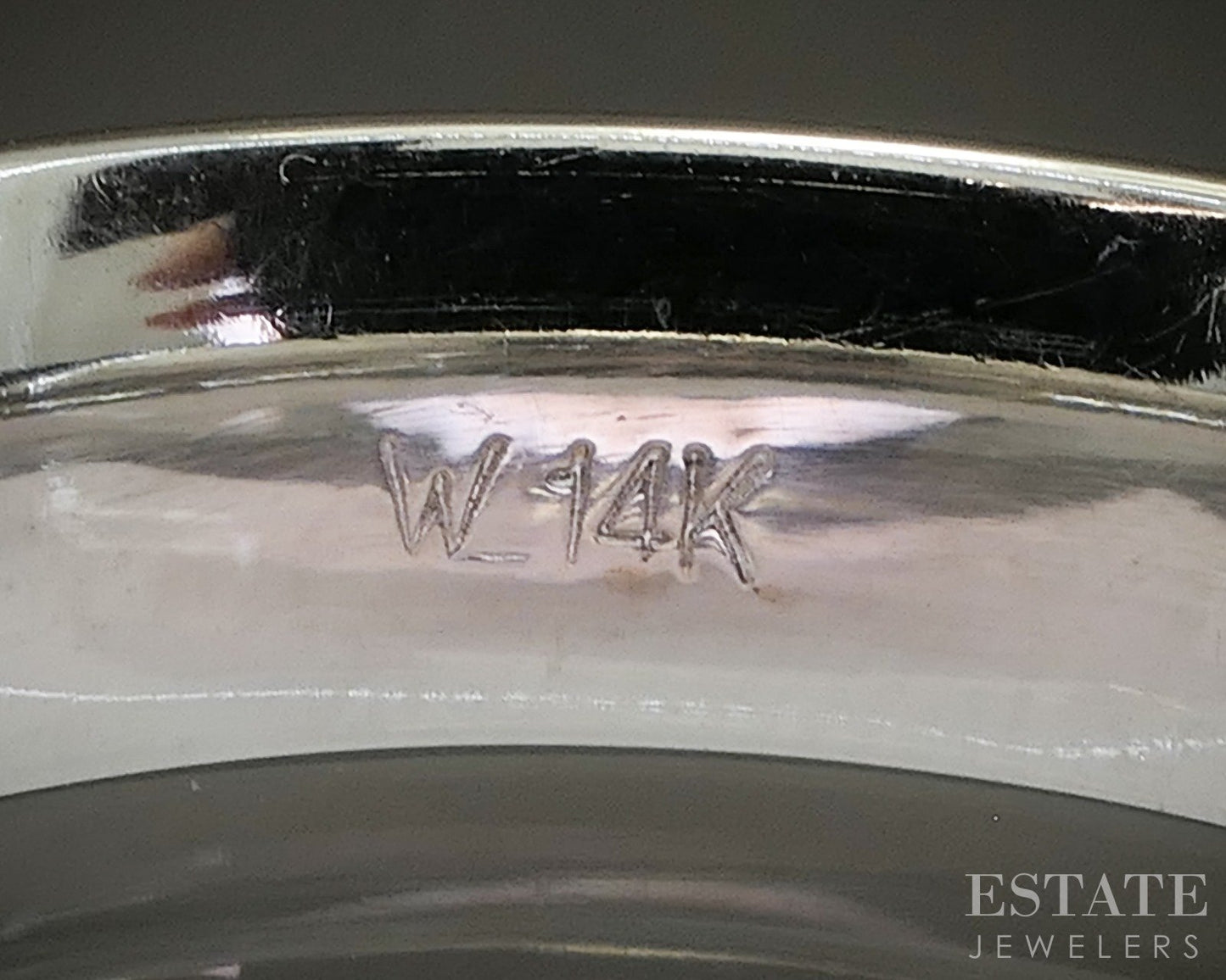 14k White Gold 5.6mm Smooth Comfort Fit Mens Wedding Band 8.6g p27862