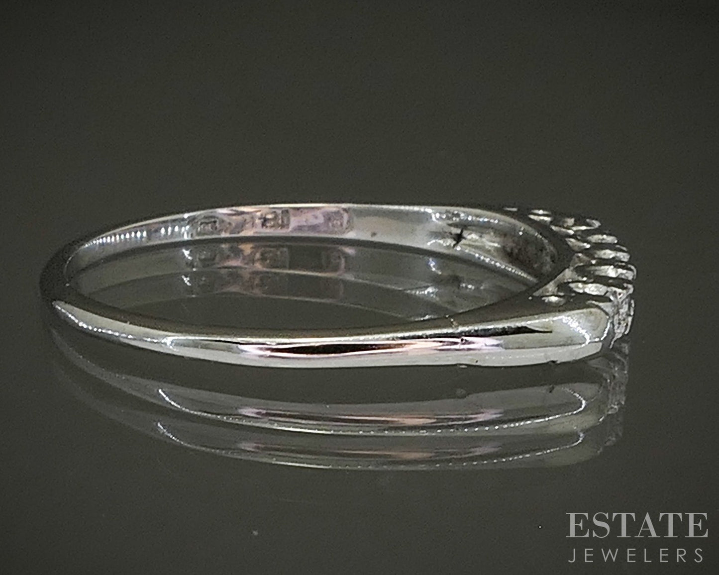 Vintage 18k White Gold Natural .10ctw Diamond Ladies Wedding Band 1.6g p27356b