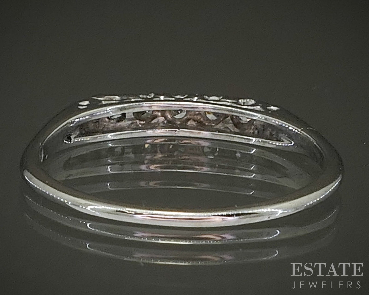 Vintage 18k White Gold Natural .10ctw Diamond Ladies Wedding Band 1.6g p27356b