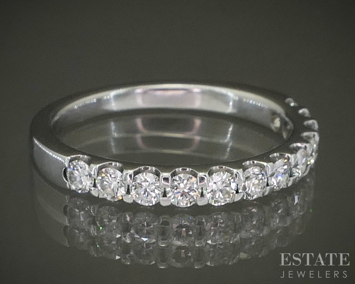 14k White Gold Round Natural .36ctw Diamond Ladies Wedding Band 2.4g p28775