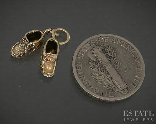 Vintage 10k Yellow Gold Dimensional Baby Shoes Charm 1.5g p29248