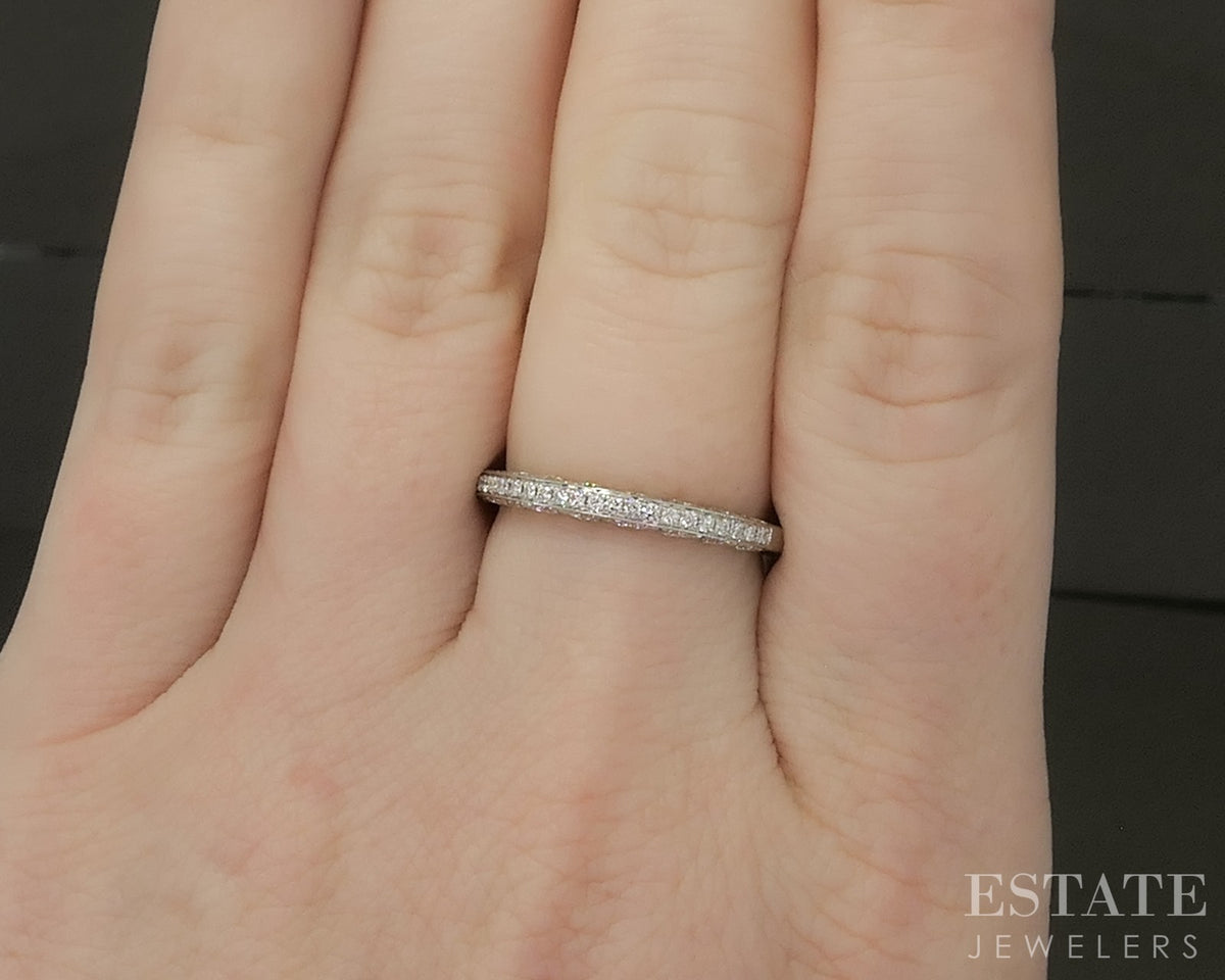 18k White Gold Natural .36ctw Diamond Ladies Wedding Band 2.5g p30132