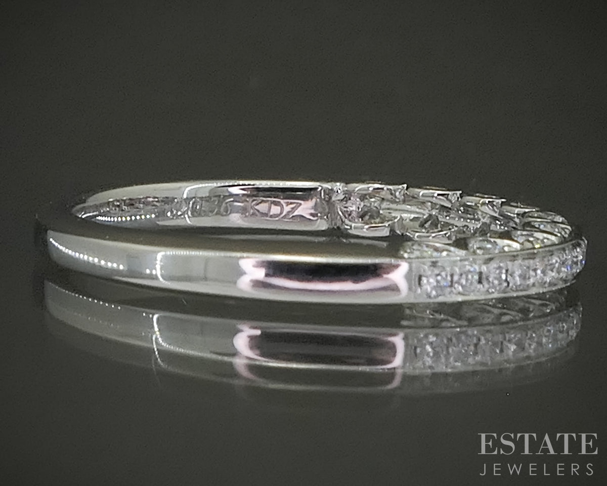 18k White Gold Natural .36ctw Diamond Ladies Wedding Band 2.5g p30132