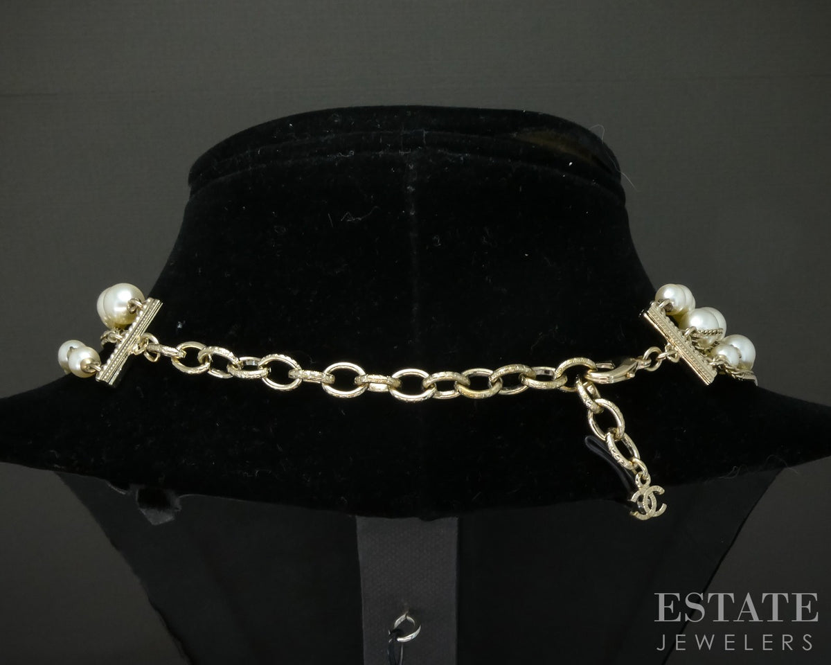 Chanel Signature Look Bijoux Fantaisie Faux Pearl Multi Strand Necklace p31858