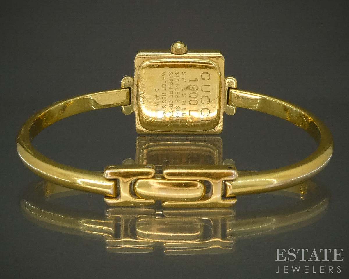 Gucci 1900L Gold Tone Bangle Bracelet Ladies Watch p27349