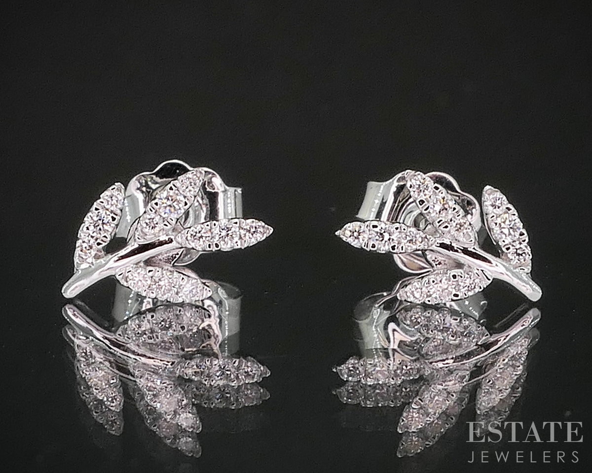 10k White Gold Lab Created .11ctw Diamond Leaf Stud Earrings p30775