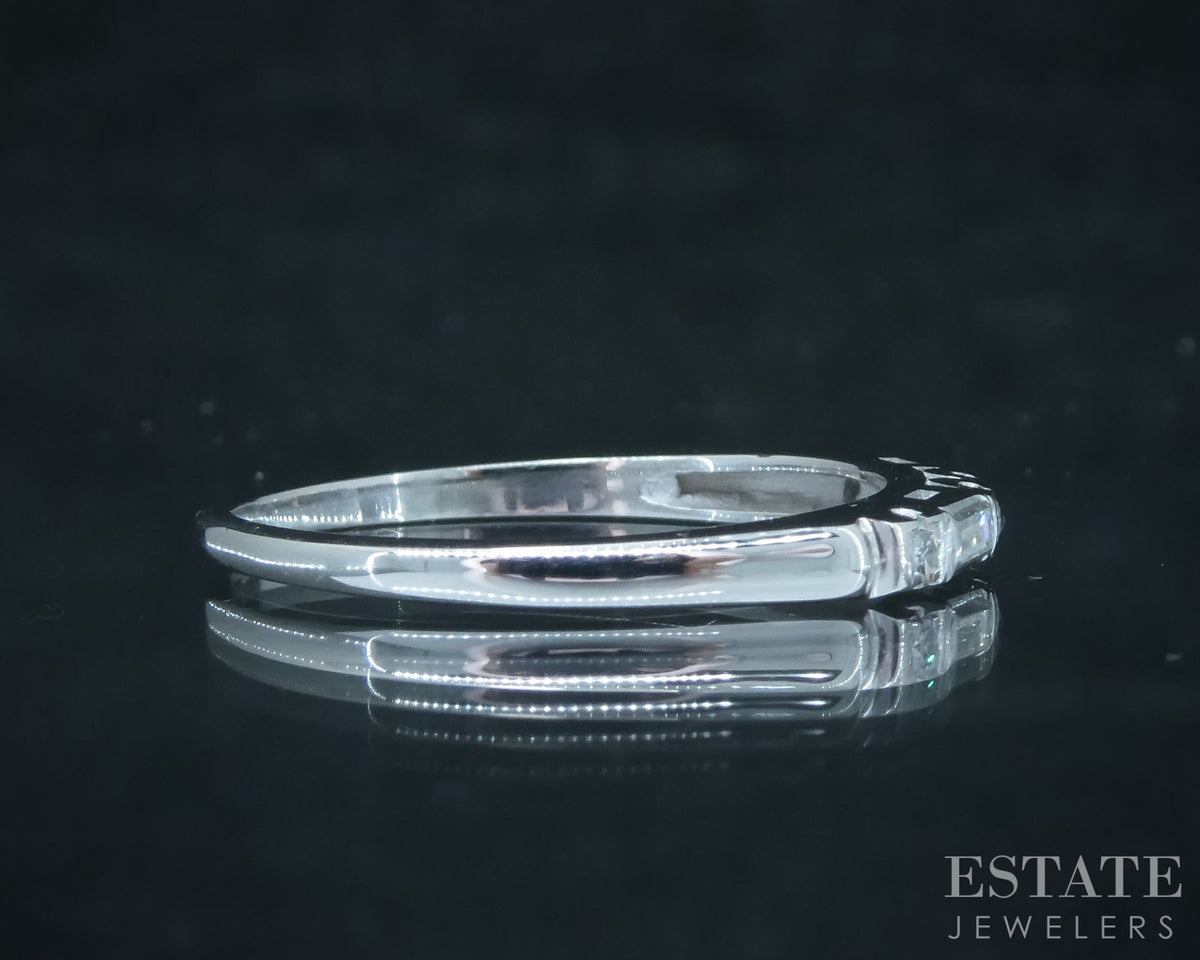 Vintage 14k White Gold Natural .08ctw Diamond Ladies Wedding Band 1.7g p31038
