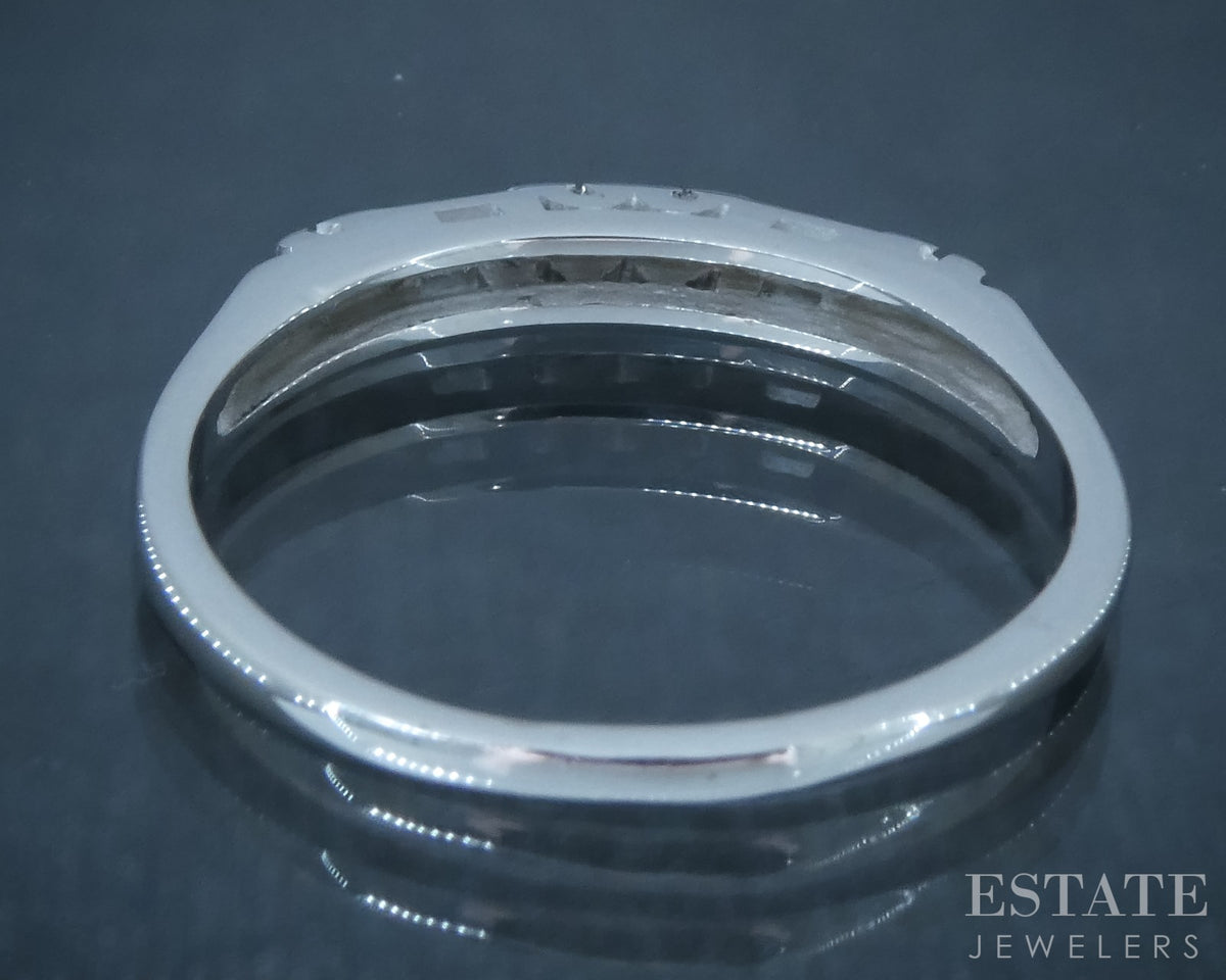 Vintage 14k White Gold Natural .08ctw Diamond Ladies Wedding Band 1.7g p31038