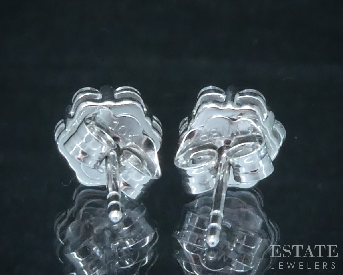 10k White Gold Lab Created .14ctw Diamond Cluster Stud Earrings p30772