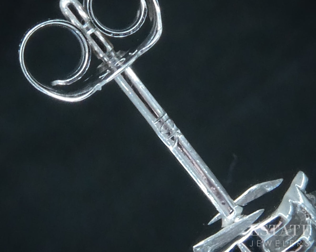 10k White Gold Lab Created .14ctw Diamond Cluster Stud Earrings p30772
