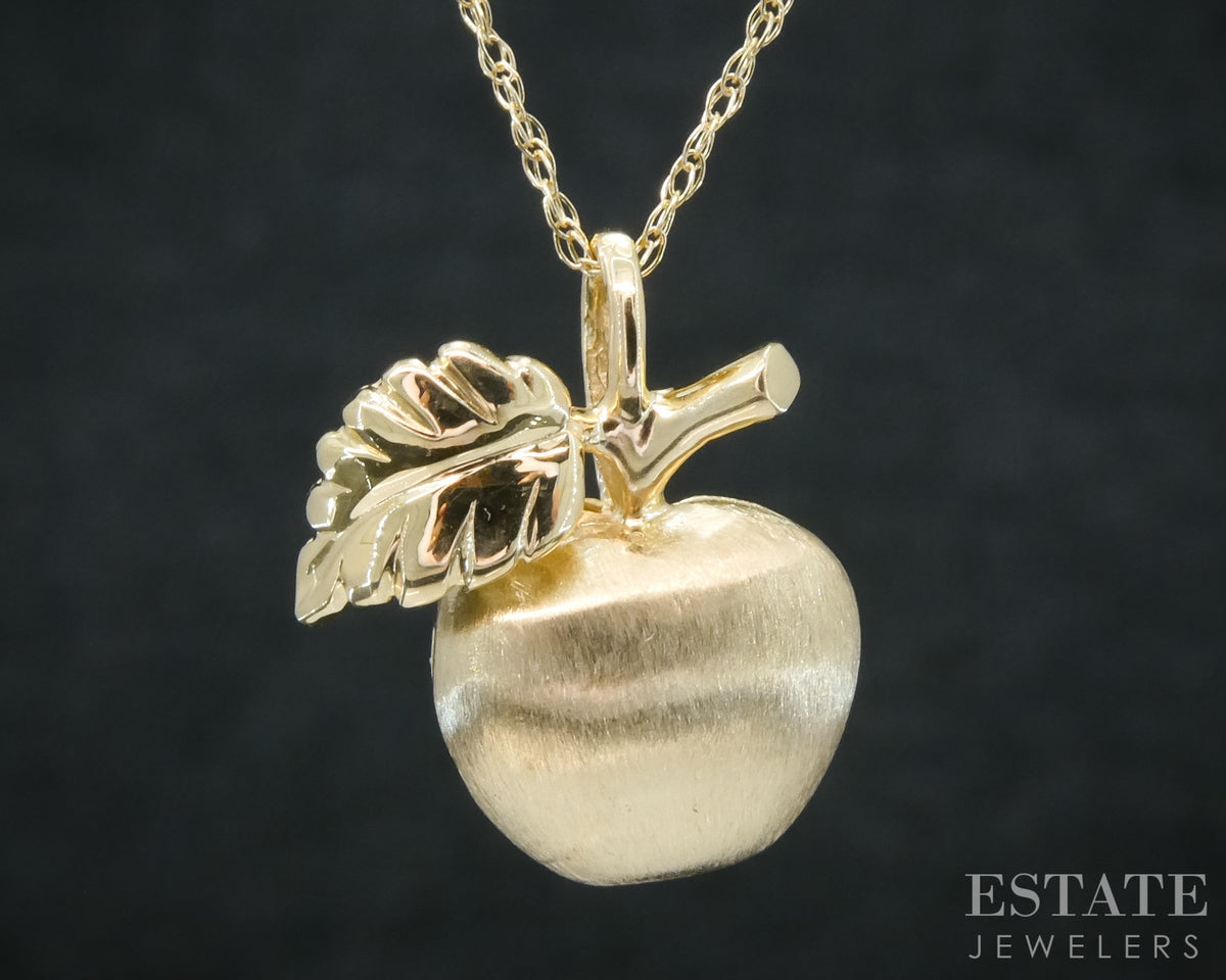 14k Yellow Gold Dimensional Apple Charm Ladies Necklace 1.9g p31542